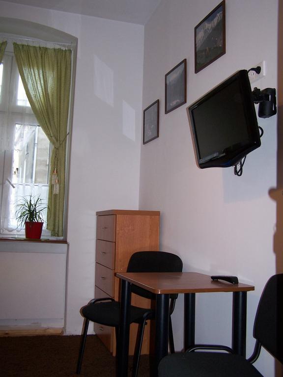 Film Hostel Poznań Extérieur photo