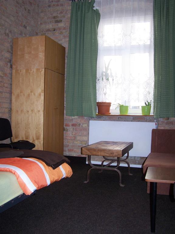 Film Hostel Poznań Extérieur photo