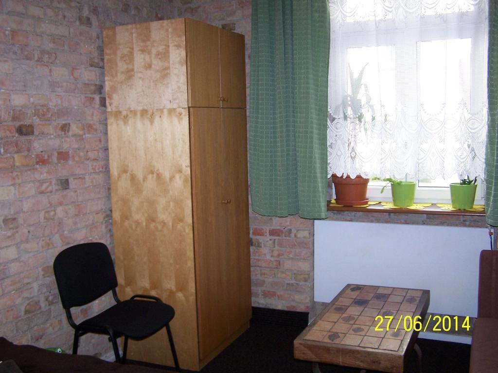 Film Hostel Poznań Extérieur photo