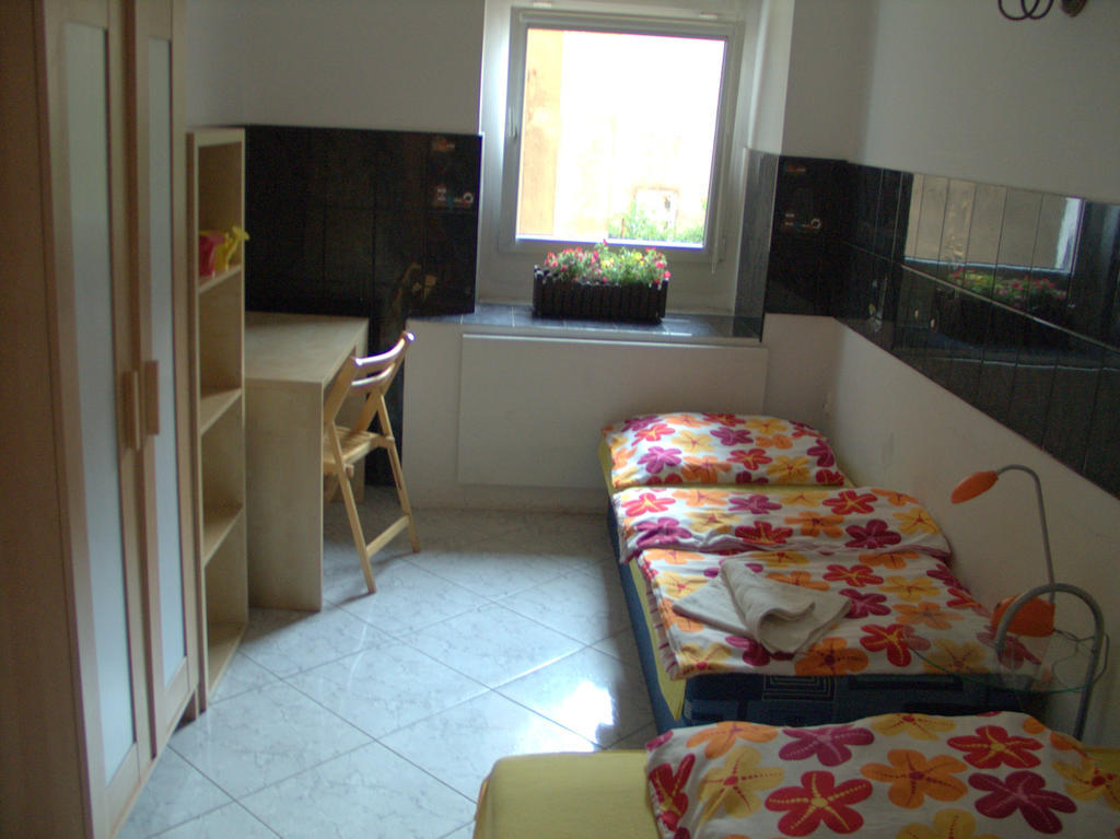 Film Hostel Poznań Extérieur photo